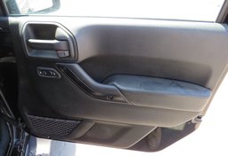 2017 Jeep Wrangler Unlimited - Image 44