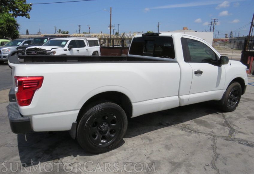 2017 Nissan Titan - Image 5