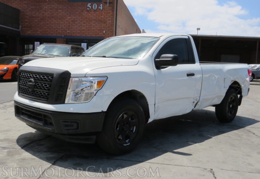 2017 Nissan Titan - Image 4