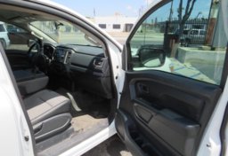 2017 Nissan Titan - Image 18