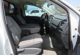 2017 Nissan Titan - Image 20