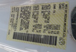 2017 Nissan Titan - Image 37