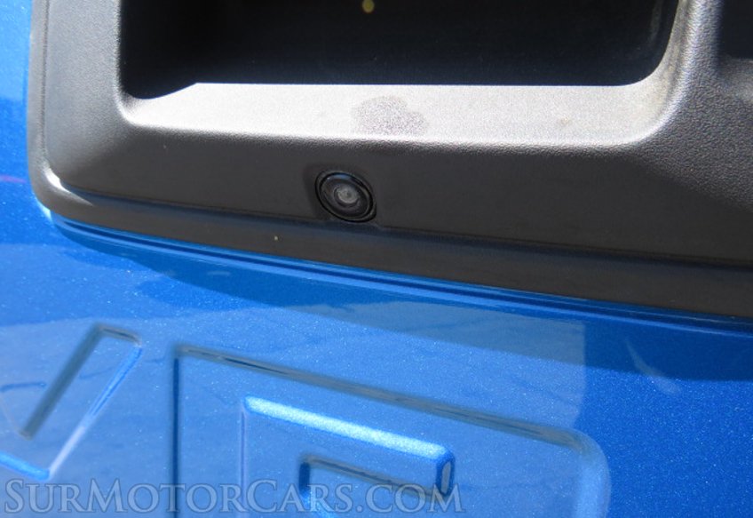 2021 Chevrolet Colorado - Image 17