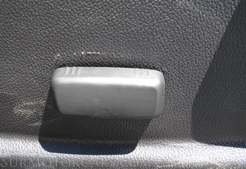 2021 Chevrolet Colorado - Image 38