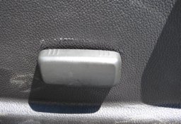 2021 Chevrolet Colorado - Image 38
