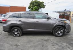 Thumbnail of 2019 Toyota Highlander