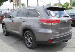 Thumbnail of 2019 Toyota Highlander