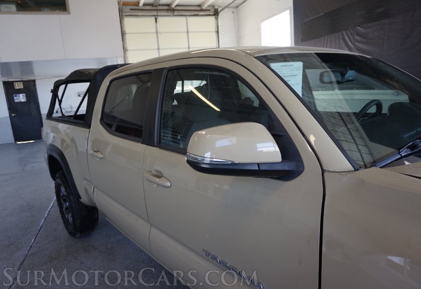 2017 Toyota Tacoma - Image 15