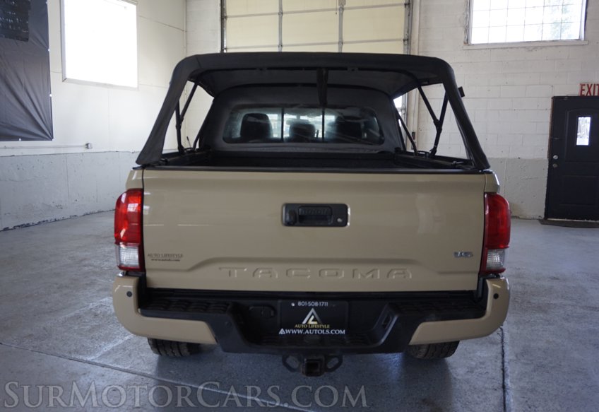 2017 Toyota Tacoma - Image 11