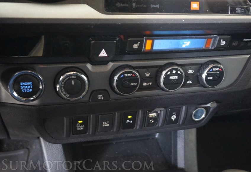 2017 Toyota Tacoma - Image 32