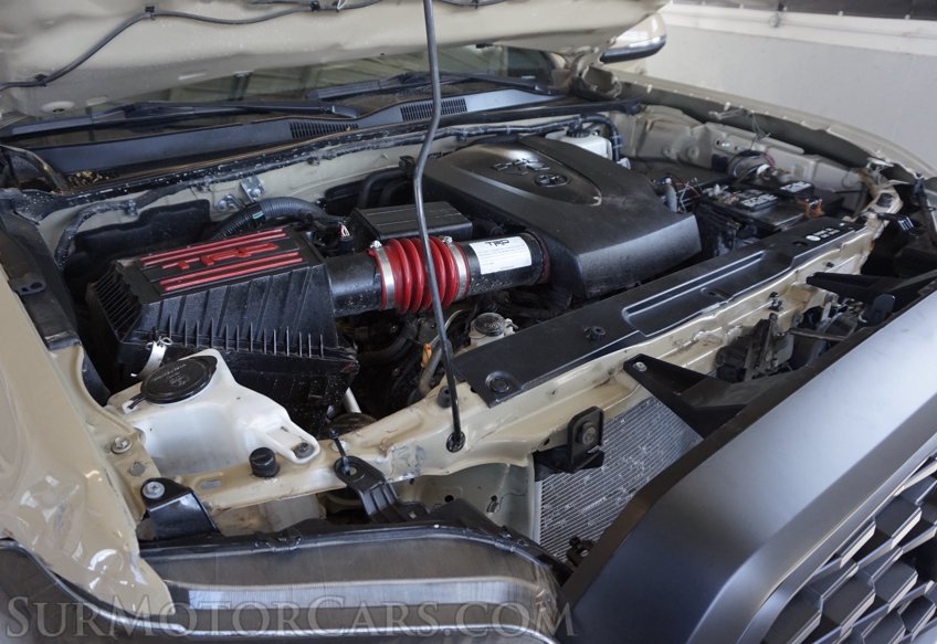 2017 Toyota Tacoma - Image 48