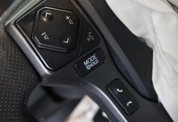 2017 Toyota Tacoma - Image 28