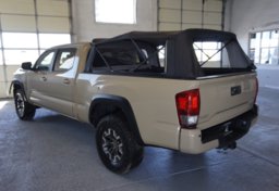 2017 Toyota Tacoma - Image 8