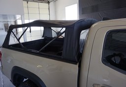 2017 Toyota Tacoma - Image 18