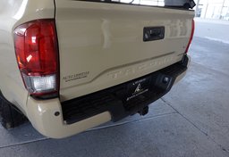 2017 Toyota Tacoma - Image 53