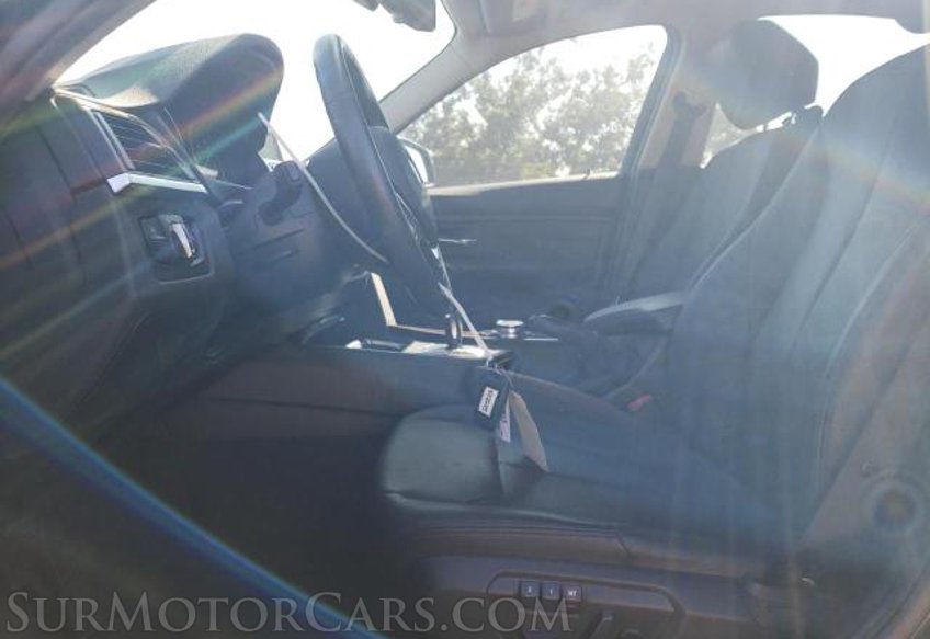 2015 BMW 3 Series - Image 7