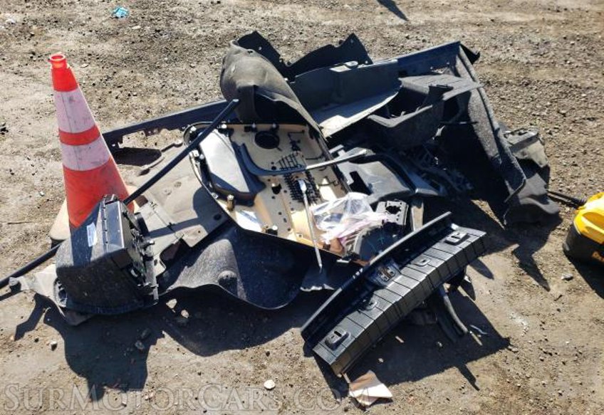 2015 BMW 3 Series - Image 9