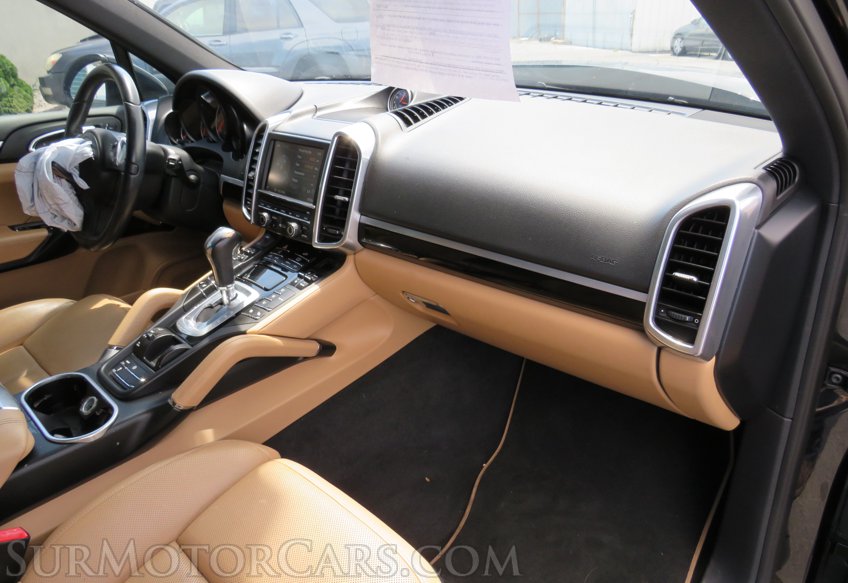 2014 Porsche Cayenne - Image 21