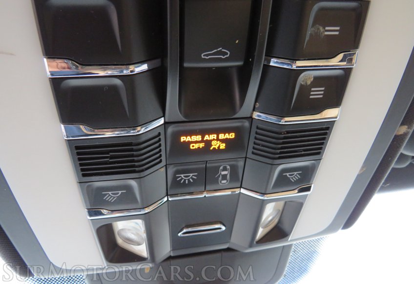 2014 Porsche Cayenne - Image 44