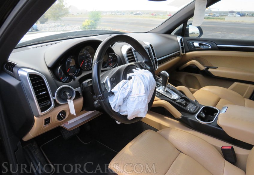 2014 Porsche Cayenne - Image 20