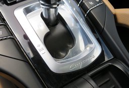 2014 Porsche Cayenne - Image 37