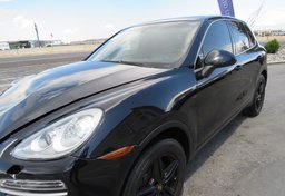 2014 Porsche Cayenne - Image 12