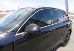 2014 Porsche Cayenne - Image 14