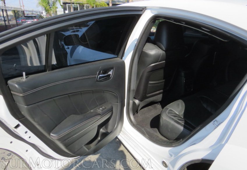 2020 Dodge Charger - Image 21