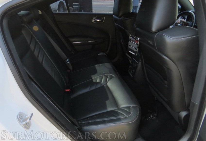 2020 Dodge Charger - Image 30