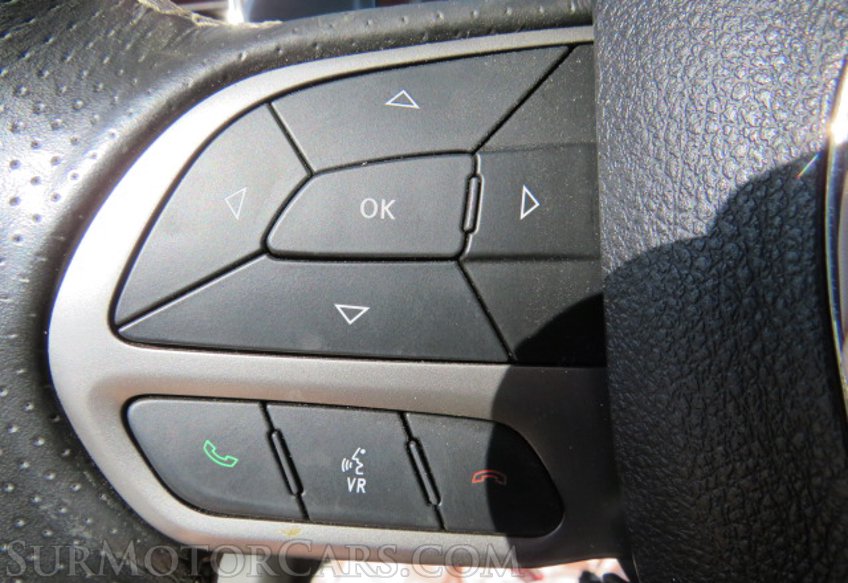 2020 Dodge Charger - Image 33