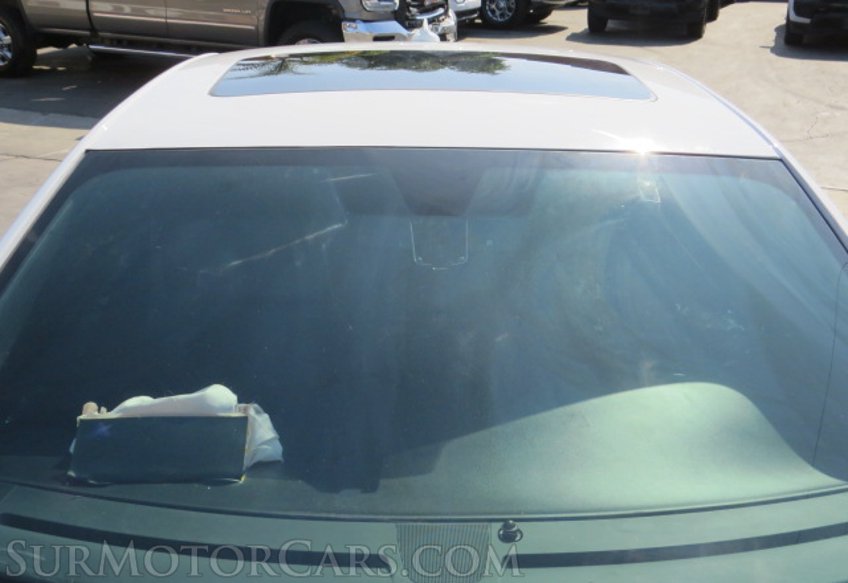 2020 Dodge Charger - Image 13