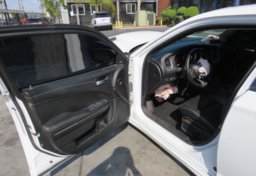 2020 Dodge Charger - Image 19