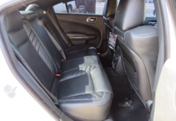 2020 Dodge Charger - Image 28