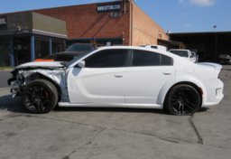 2020 Dodge Charger - Image 12