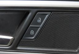 Thumbnail of 2021 Volkswagen Atlas