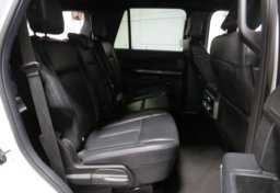 2019 Ford Expedition - Image 27