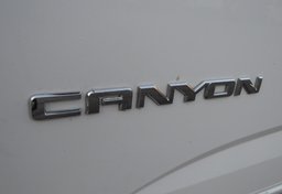 2020 GMC Canyon - Image 23