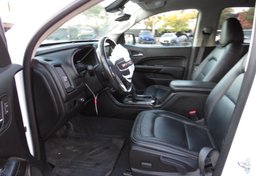 2020 GMC Canyon - Image 36