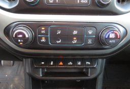 2020 GMC Canyon - Image 21