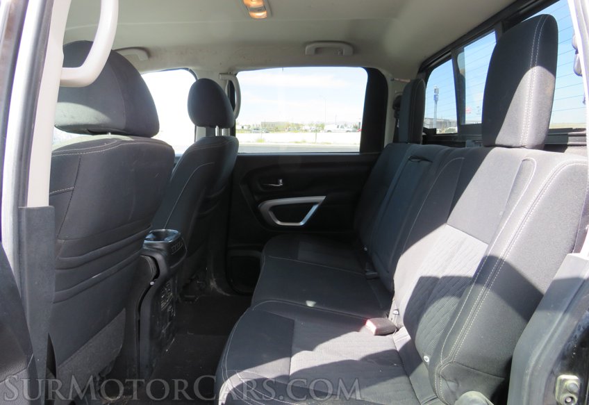 2017 Nissan Titan - Image 27