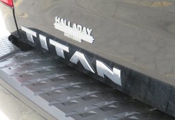 2017 Nissan Titan - Image 16