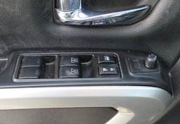 2017 Nissan Titan - Image 48