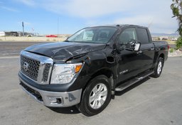 2017 Nissan Titan - Image 2