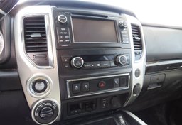 2017 Nissan Titan - Image 35