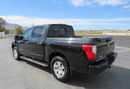2017 Nissan Titan - Image 8