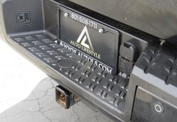 2017 Nissan Titan - Image 17