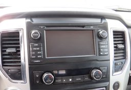 2017 Nissan Titan - Image 38