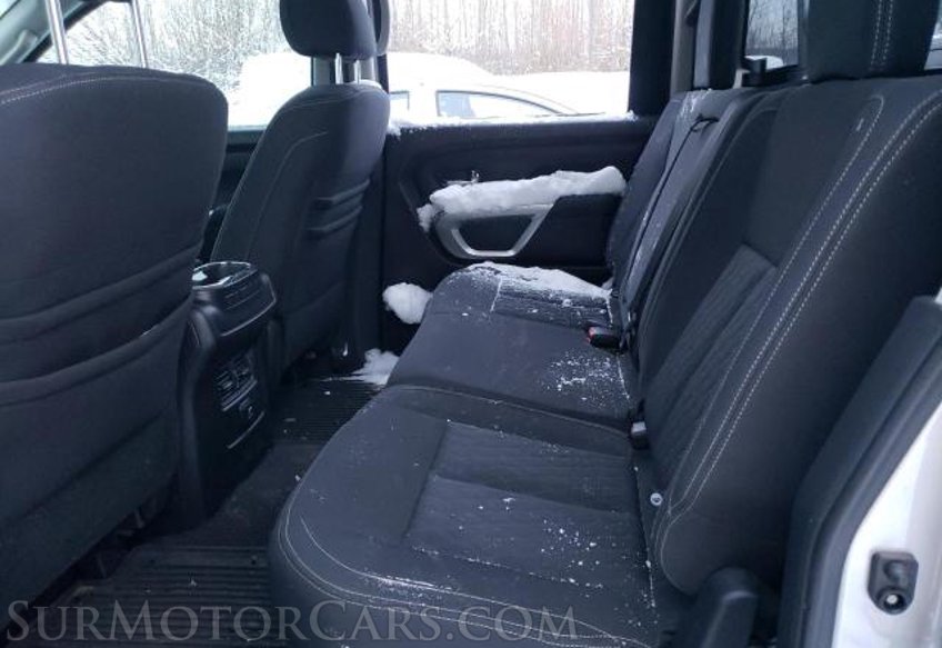 2017 Nissan Titan - Image 3