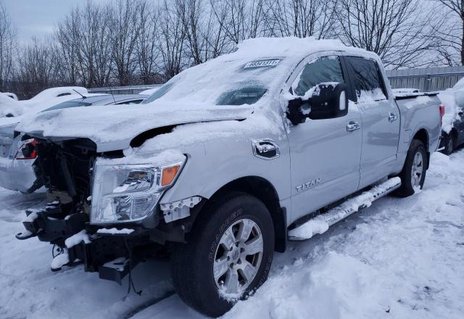 2017 Nissan Titan