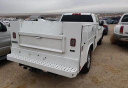 2019 Chevrolet Silverado 2500HD - Image 3